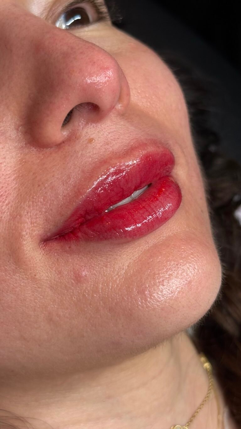 Resultado de micropigmentación de labios en MakeupMe Studio